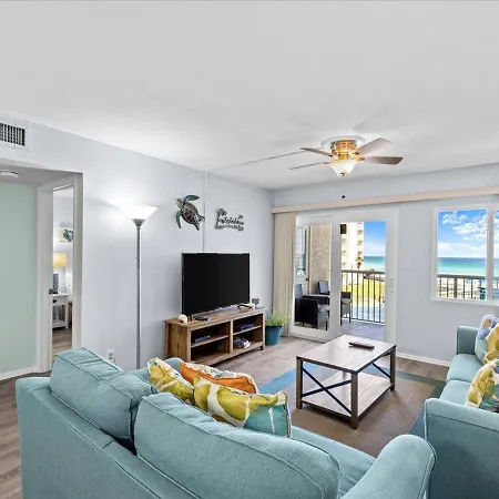 Holiday Surf And Racquet Unit 307